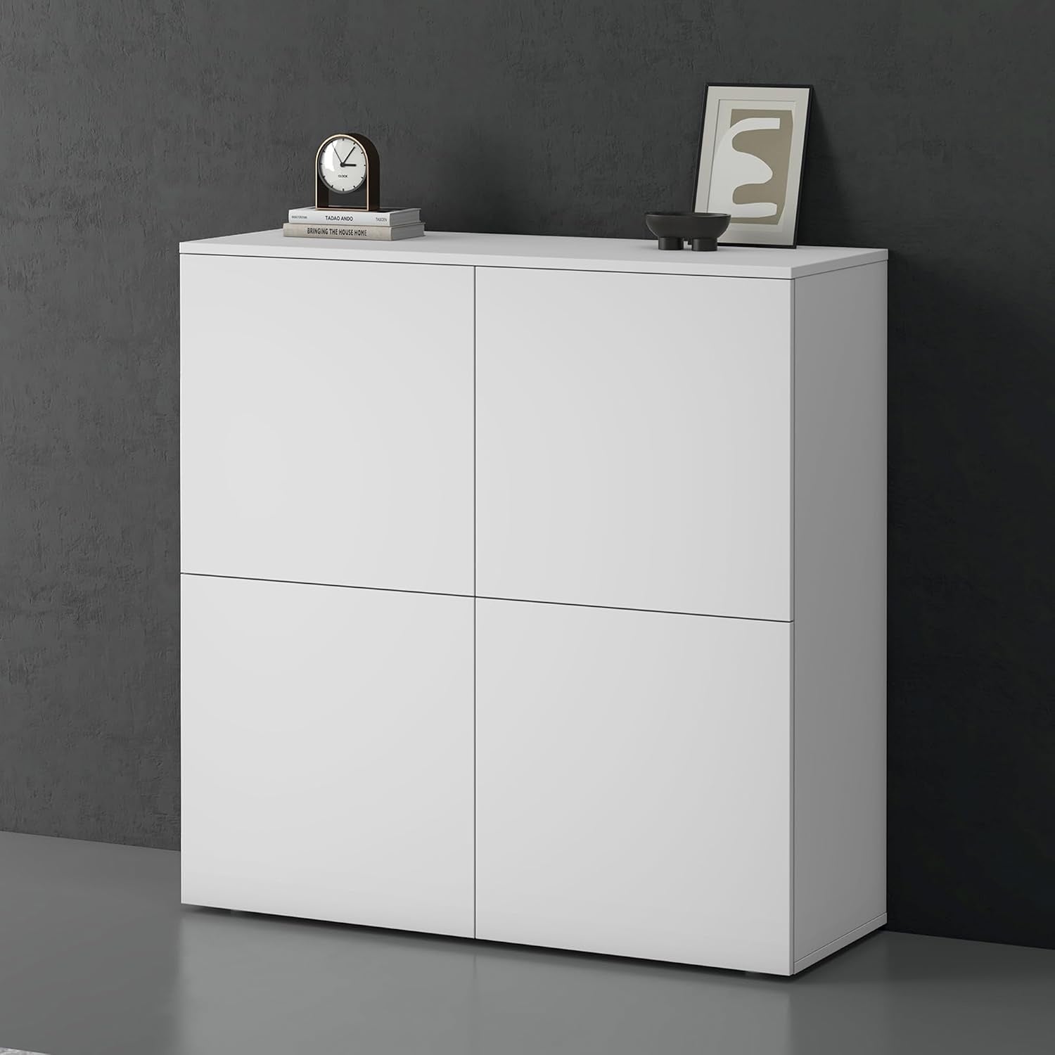 Meuble buffet bas 100 cm avec quatre portes, solution de rangement fonctionnelle pour entree salon ou salle a manger